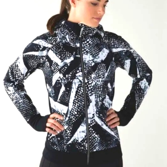 Lululemon static mist scuba hoodie - Picture 1 of 8